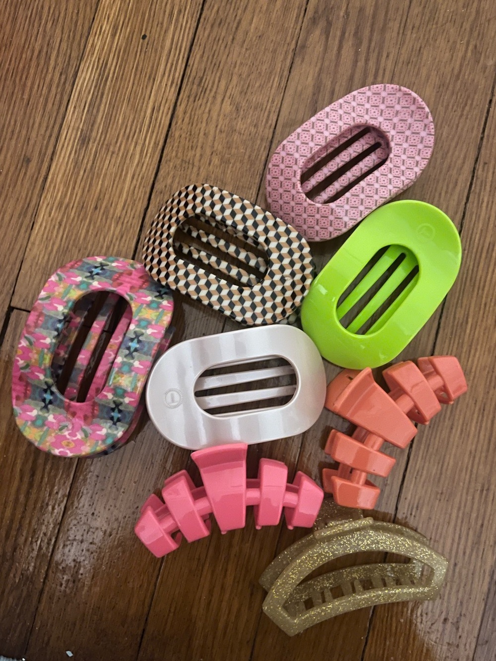 Teletie Claw Clip Bundle